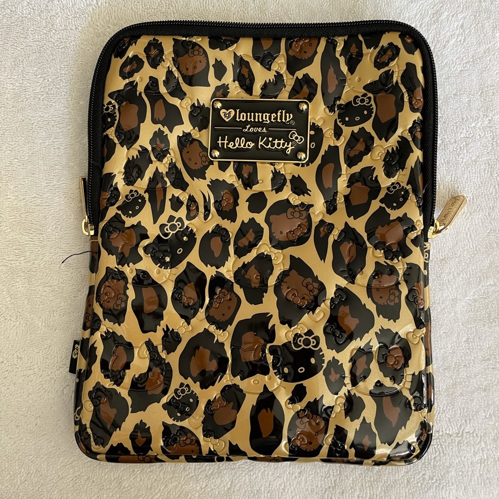 Hello Kitty iPad Case.  Rare  NWOT